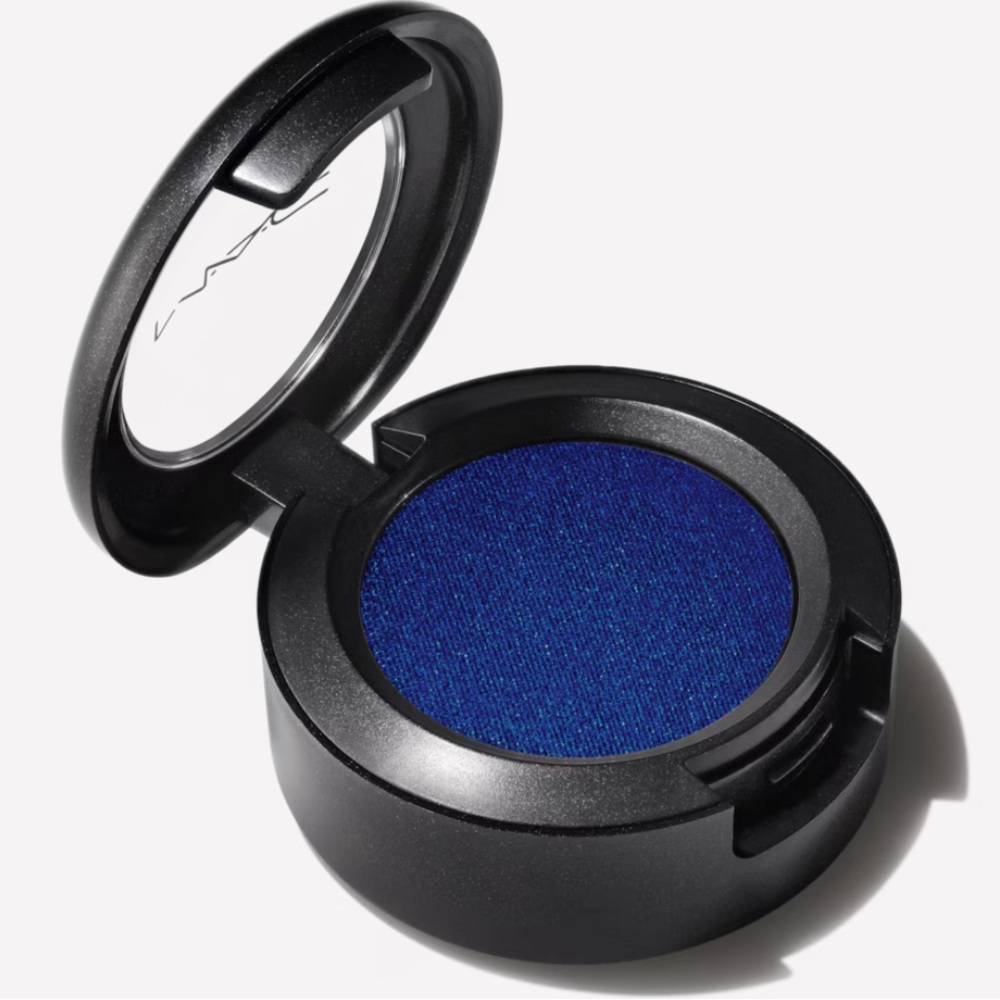 NIB MAC EYE SHADOW IN THE SHADOWS FROST - Picture 2 of 5